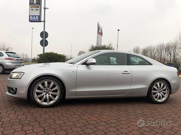 Audi A5 3.0 tdi coupe quattro S line