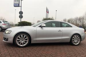 Audi A5 3.0 tdi coupe quattro S line