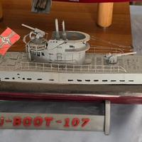 Modellino artigianale U-BOOT 107 