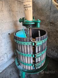 Attrezzature per vino