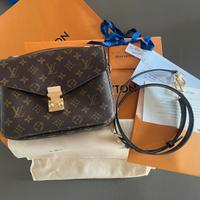 Borsa Metis Louis Vuitton NUOVA