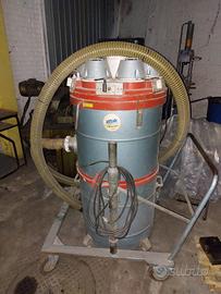 Aspiratore professionale