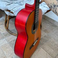 chitarra classica con custodia e plettri