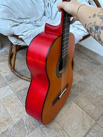 chitarra classica con custodia e plettri