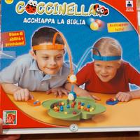 Gioco Coccinella acchiappa la biglia