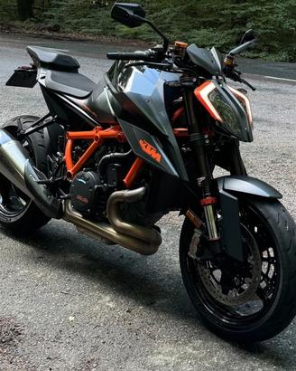 KTM superduke r 1290 ricambi