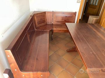 Giro panca legno con sedie e tavolo