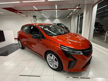 Renault Clio 1.0 Tce techno GPL casa madre