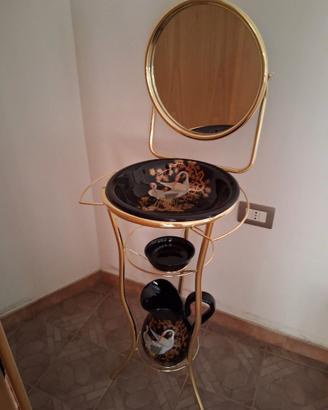Lavabo in ottone