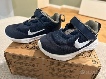 Sneakers bimbo Nike Revolution 6 nunero 22