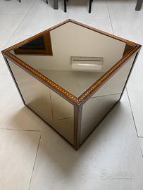 Tavolino Carpanelli con specchi e vano interno