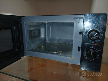 Forno Microonde con Grill TOSHIBA MW2-MG20P(BK)