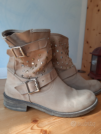 Bikers con borchie 39