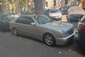 MERCEDES E 270 ANNO 1999 W210