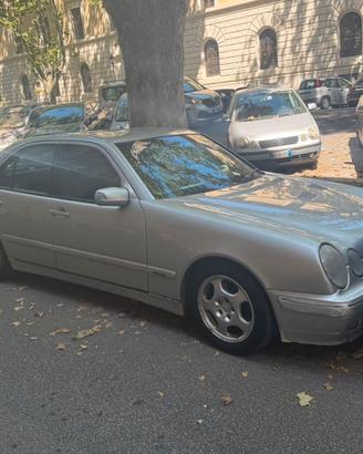 MERCEDES E 270 ANNO 1999 W210