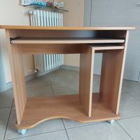 Scrivania porta computer