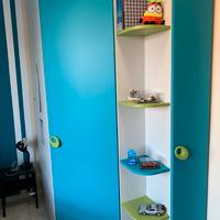 Armadio angolato x ragazzi + letto contenitore