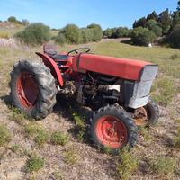trattore massey ferguson 