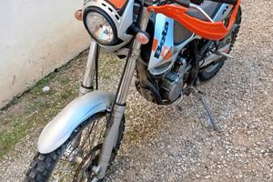 Beta Alp 4.0 350 – 2005 – 25.300 km – omologata 2
