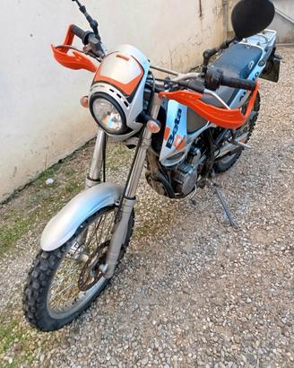 Beta Alp 4.0 350 – 2005 – 25.300 km – omologata 2