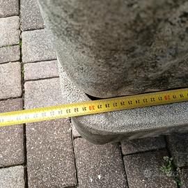 fioriere in conglomerato cementizio 