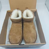 UGG Comodo stare al caldo stivali EU 39