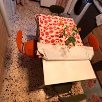 Tavolo cucina e 4 sedie
