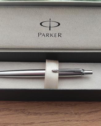 penna a sfera parker