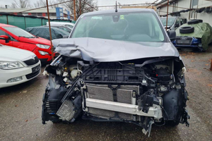 Peugeot partner sinistrata