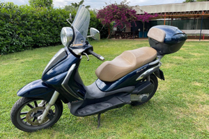 Piaggio Beverly 300 ie Tourer