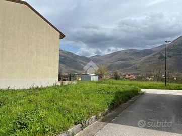 TER. RESIDENZIALE A SERINO