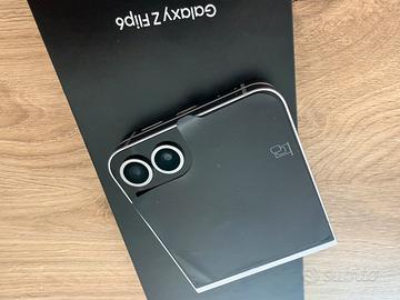 Samsung ZFlip 6 256 GB Garanzia Giugno 2027