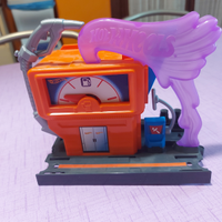 Pista Hot Weels distributore di benzina