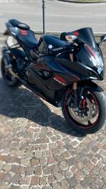 SUZUKI GSXR 1000 K6
