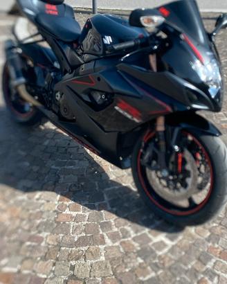 SUZUKI GSXR 1000 K6