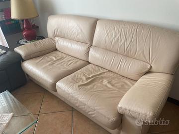 Divano letto in pelle