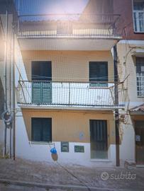 casa indipendente  3 livelli Girifalco (CZ)