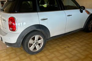 Mini Contryman cambio automatico