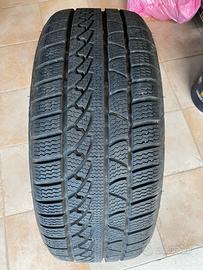 4 gomme invernali 215/50 R18