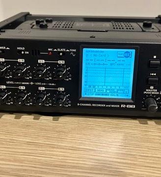 Roland R-88 – Registratore/mixer/scheda  8 canali