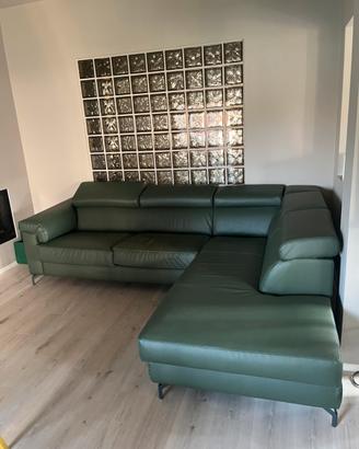 Divano ecopelle angolare 283x230