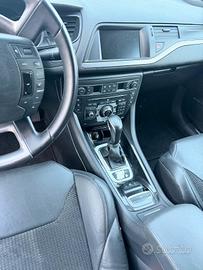 Citroen C5 2012 automatico.