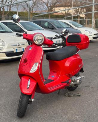 Piaggio Vespa 125 LX