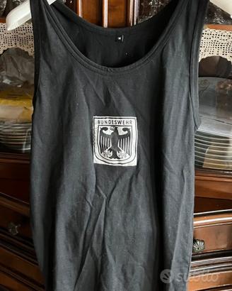Canotta militare tedesca Bundeswehr + distintivo