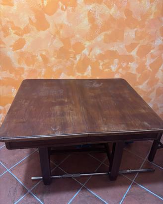 Tavolo tedesco antico