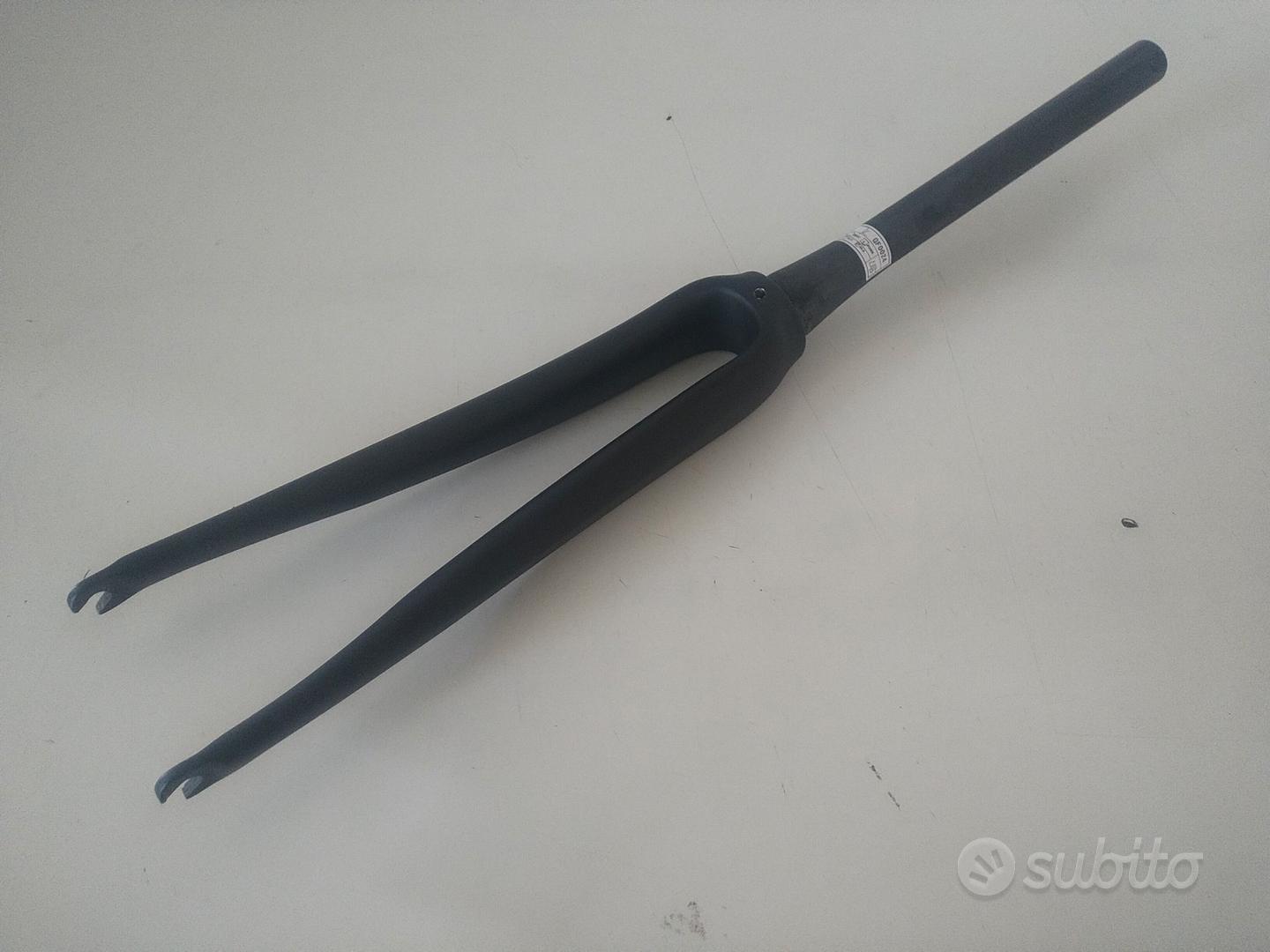 Forcella Full Carbon Corsa Scatto Fisso Tapered QR Biciclette In