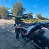 Ktm 690 smc-r