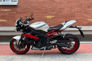 Street triple 675 RX