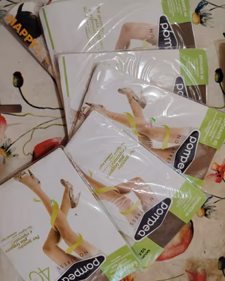 6 paia di calze nuove 1/2 Pompea 40 den 