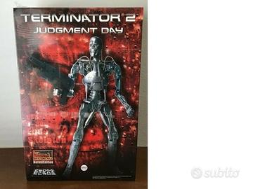 AOSHIMA: Terminator 2 diecast 1/6